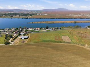 Nka Columbia River Rd, Pasco, WA 99301