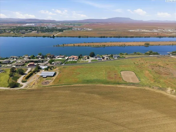 Nka Columbia River Rd, Pasco, WA 99301