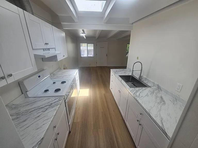 1343 Santa Ynez Ave #1343 — Photo 8