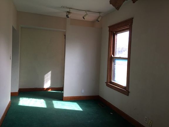 5th image of 6410 Meis Ave
