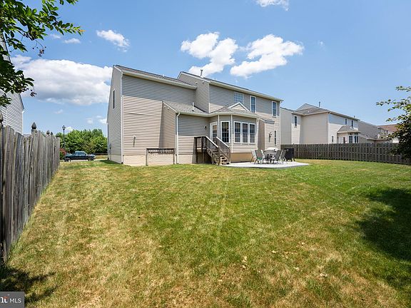 4th image of 2815 Slingerland Dr
