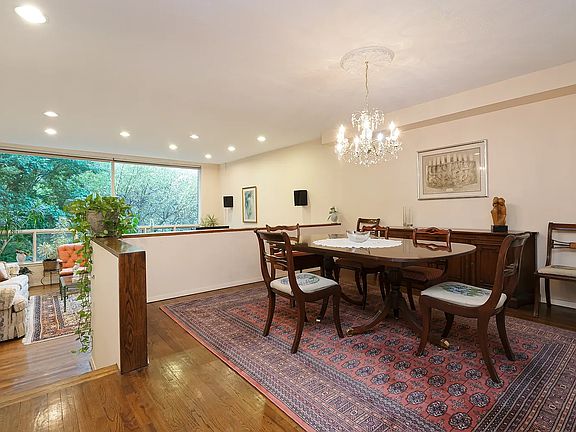 4th image of 4431 Douglas Ave #Townhouse