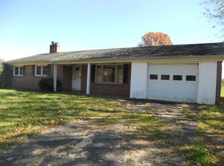 Cartwright Ln, Meadows Of Dan, VA 24120