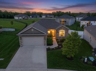 4275 W Posey Ln, Columbia, MO 65203