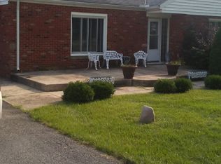 1900 W Lakeshore Dr, Port Clinton, OH 43452