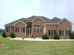 1905 Cherry Grove Rd, Suffolk, VA 23438