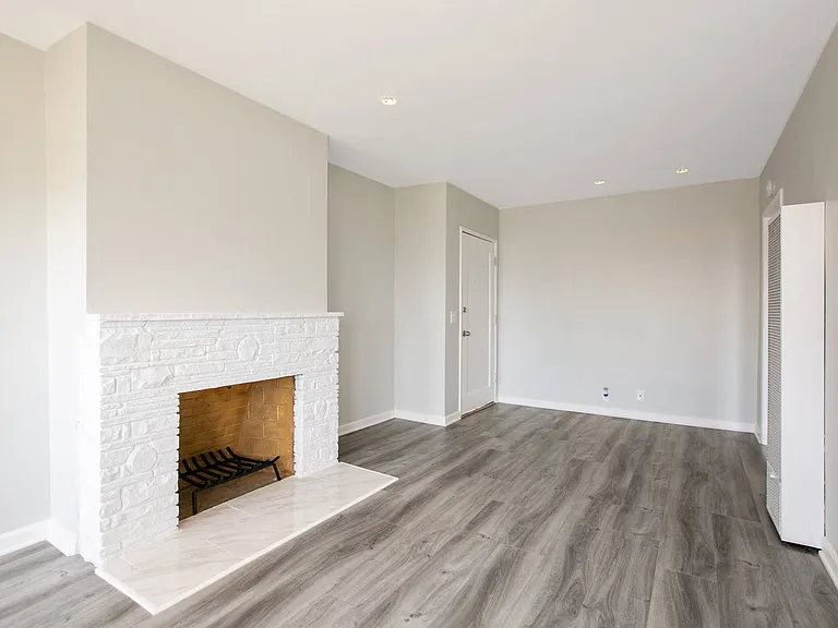 22147 Pacific Coast Hwy — Photo 19