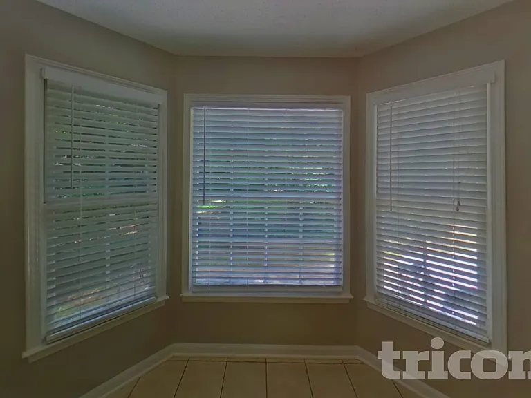 649 Stratford Dr — Photo 4