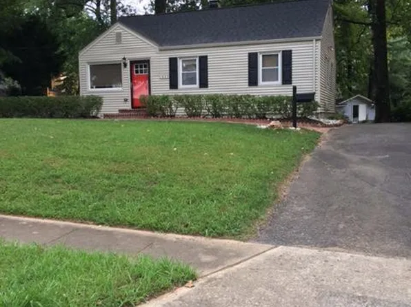 1920 Hillside Dr, Falls Church, VA 22043