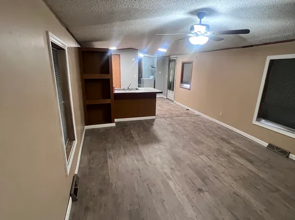 37 Charlie Rd, Fraziers Bottom, WV 25082