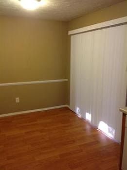 3rd image of 3006 Spruce Cir