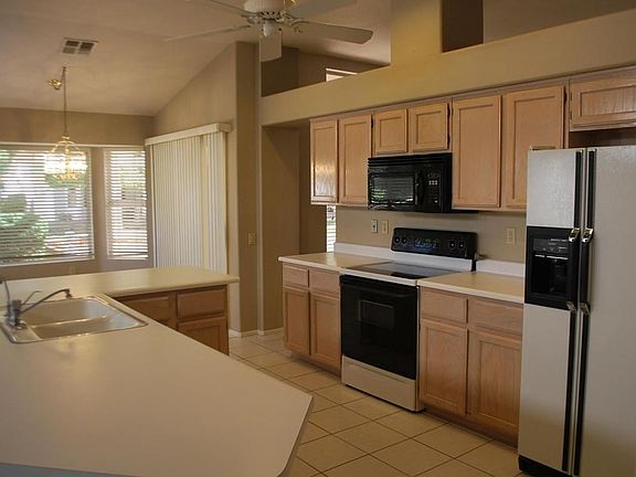 4th image of 14121 W Sky Hawk Dr