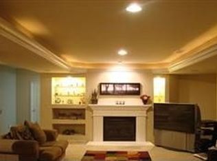 211 Carlton Point Dr, Wentzville, MO 63385