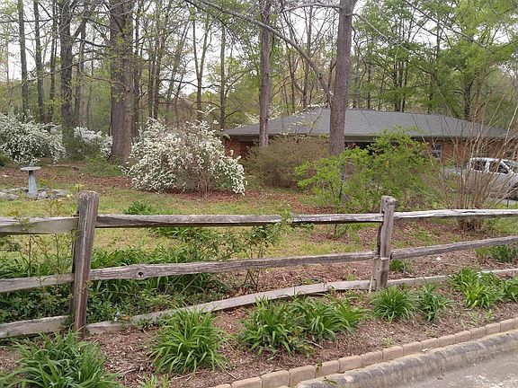 2nd image of 2130 Belmont Dr