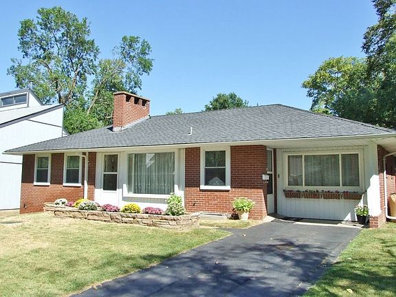 2nd image of 9411 Tilles Dr