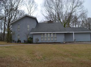 2410 Porters Chapel Rd, Vicksburg, MS 39180