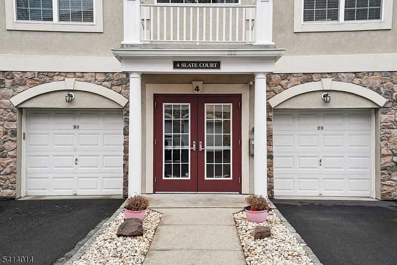 1st image of 4 Slate Ct #C1