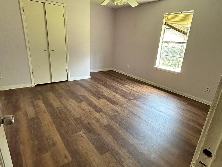 11205 Selma Dr — Photo 7