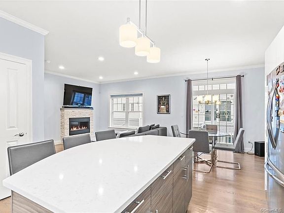 2nd image of 175 West Ave #2