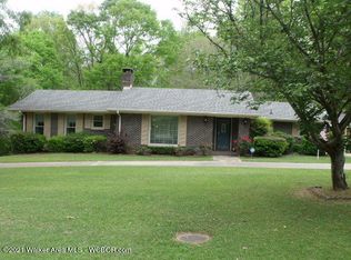 2805 Wildwood Dr, Jasper, AL 35501