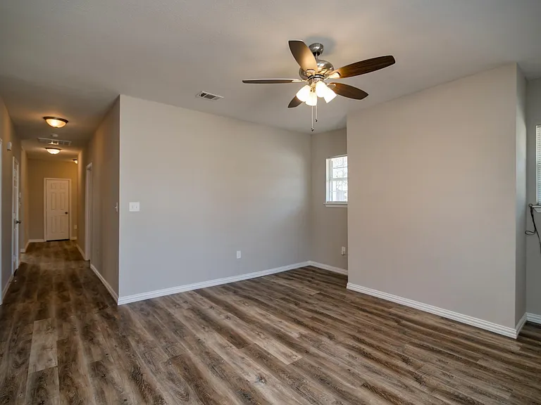 3308 E Rosedale St — Photo 3