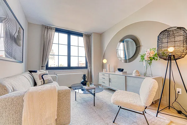 Rented by Sky View Parc Sales LLC | media 31