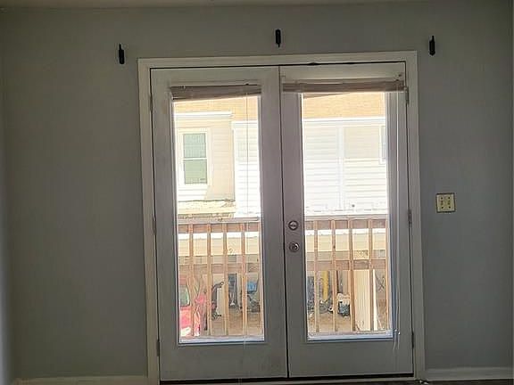 4th image of 194 High Creek Dr #194