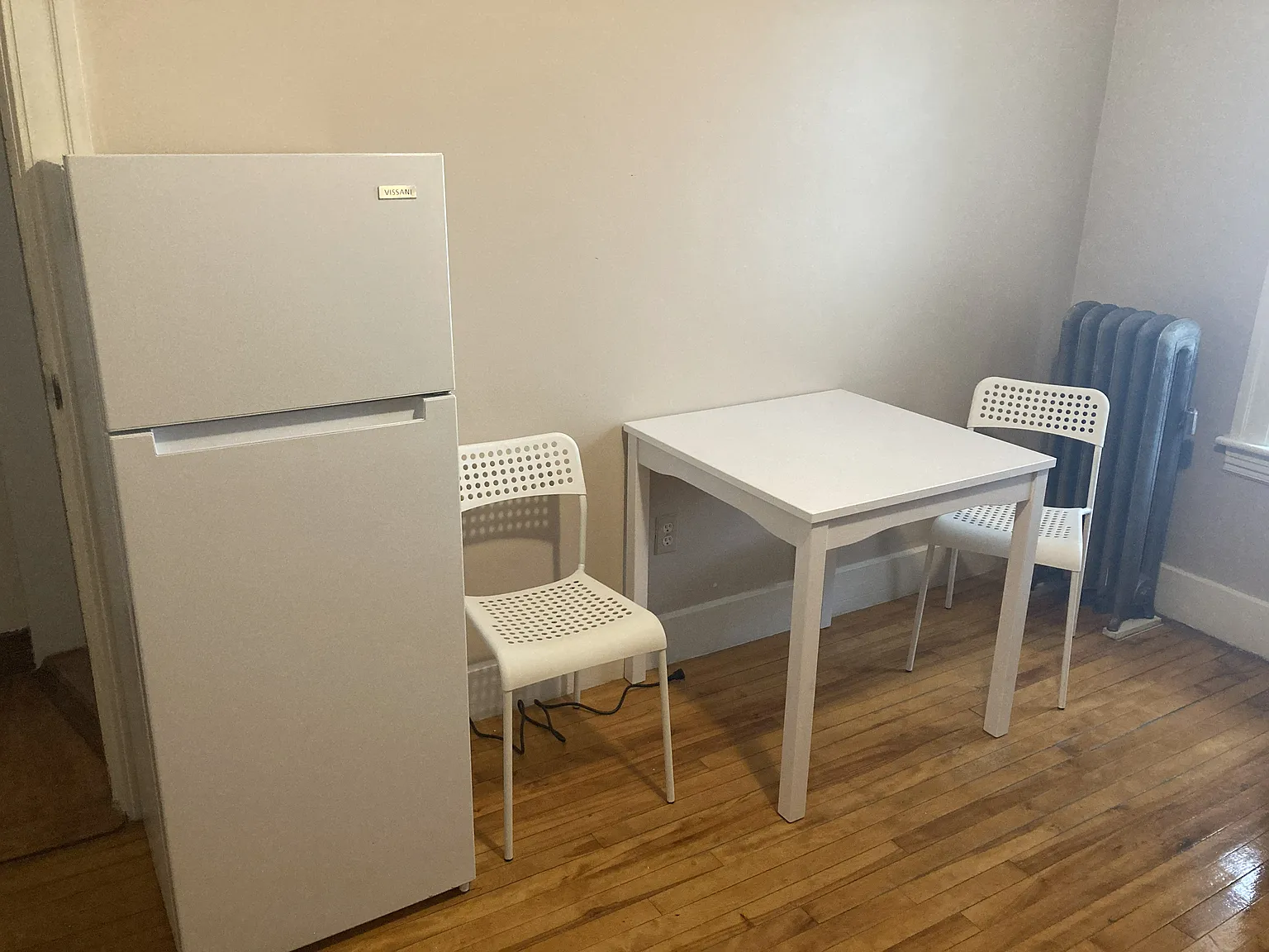 1 bed, 450 sqft, $900 — Photo 2