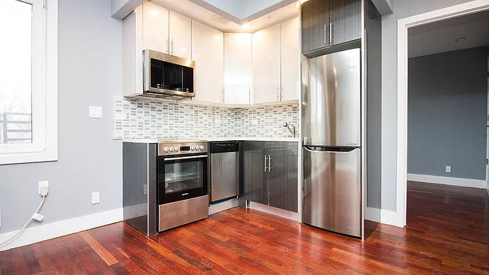 Rented by Nooklyn NYC LLC | media 26