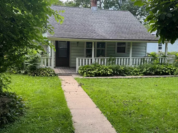 260 N Ohio St, Hobart, IN 46342