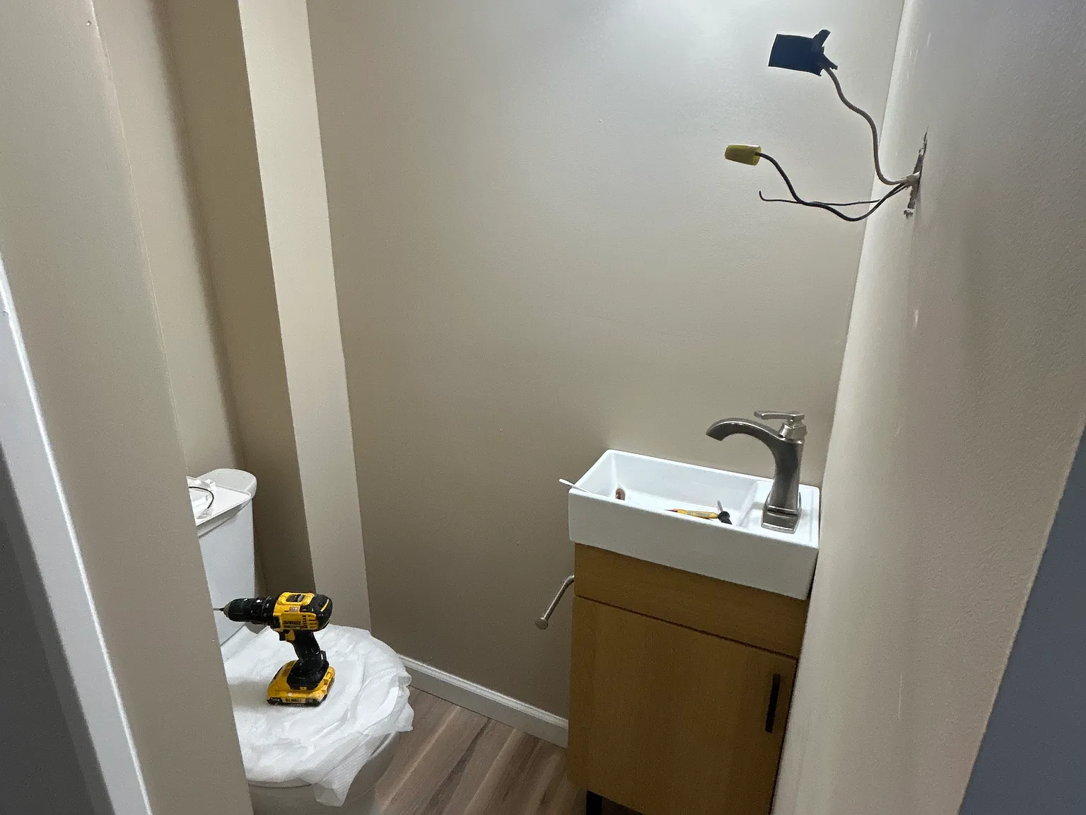 Studio, 366 sqft, $900 — Photo 3