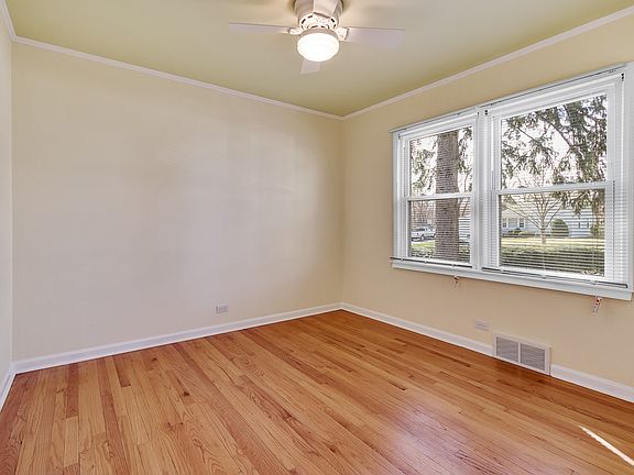 5th image of 114 W Le Moyne Ave