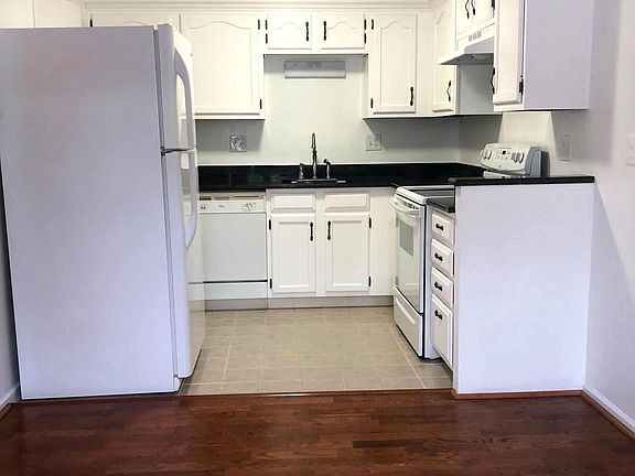 2nd image of 13301 Demetrias Way