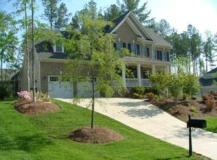 338 Oxfordshire Ln, Chapel Hill, NC 27517