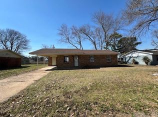 205 Lynn Ave, Caraway, AR 72419