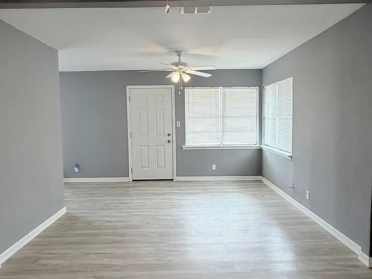 1929 Taxco Dr — Photo 12