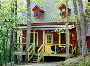 326 Hidden Hollow Rd, Eureka Springs, AR 72632