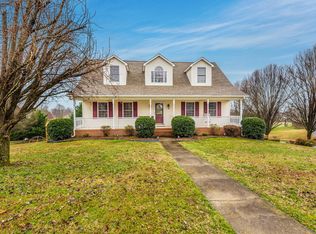 7516 Maple Leaf Dr, Corryton, TN 37721