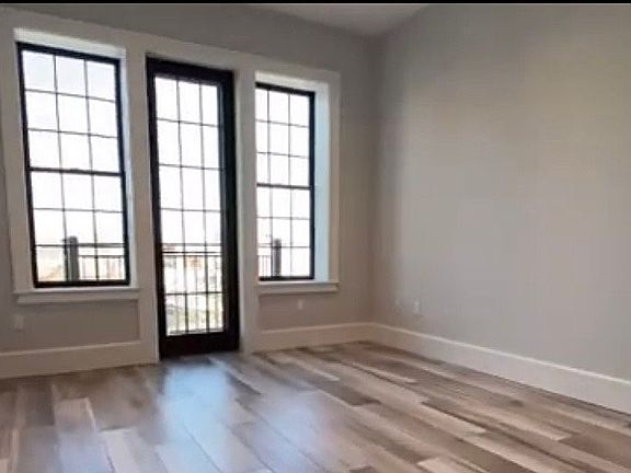 5th image of 30-26 Steinway St #3F