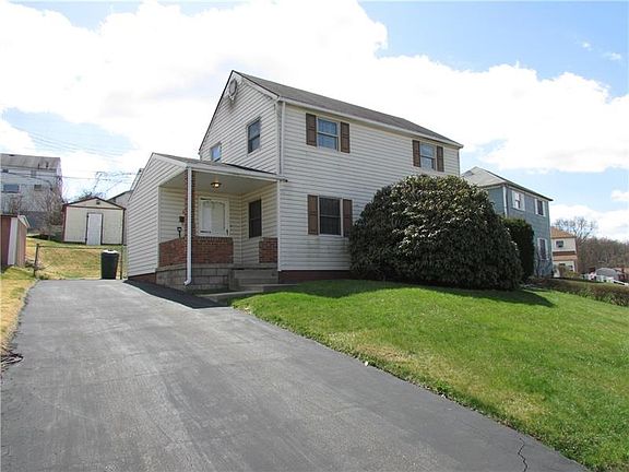 2nd image of 608 Independence Dr