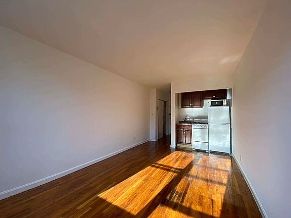 2nd image of 317 W 22nd St APT 5A