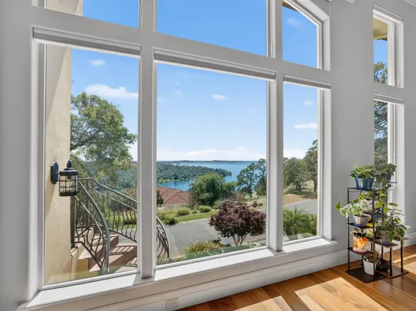 2070 Driftwood Cir, El Dorado Hills, CA 95762