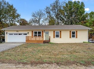 13 Oak Crest Dr, Linn Valley, KS 66040