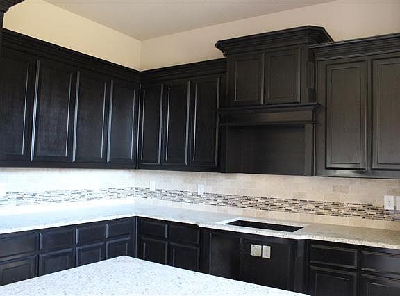 4th image of 4600 Sunflower Dr