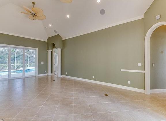 5th image of 10285 Avonleigh Dr