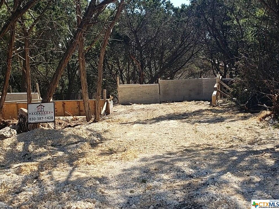 1st image of 1240 Canyon Bnd