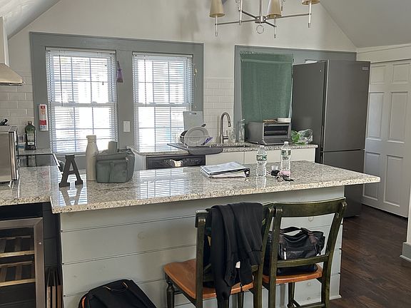 5th image of 52 Church Ln