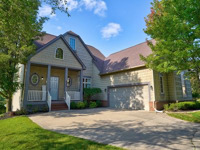 2239 Maiden Ln, Grand Blanc, MI, 48439