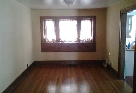 3rd image of 235 N Clemens Ave