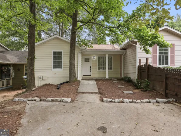 5639 Waterford Ct, Morrow, GA 30260